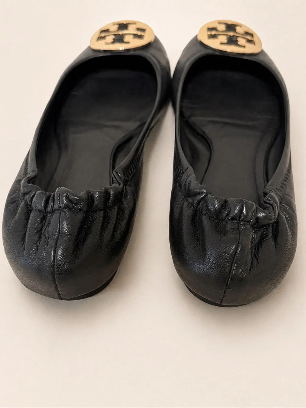 Tory Burch Black Leather Logo Ballet Flats Gold Medallion.
